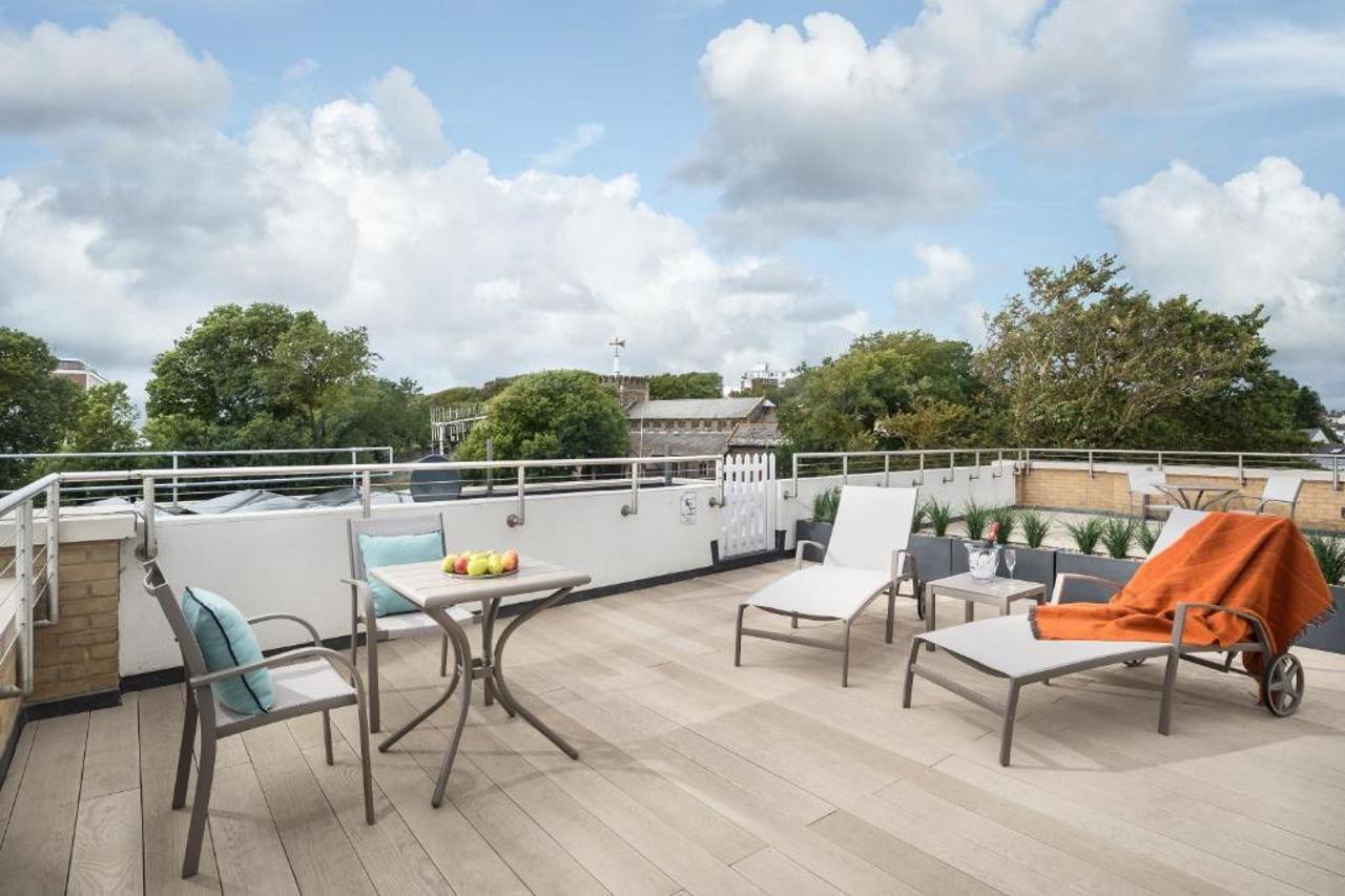 Q Square By Supercity Aparthotels Brighton Exteriör bild