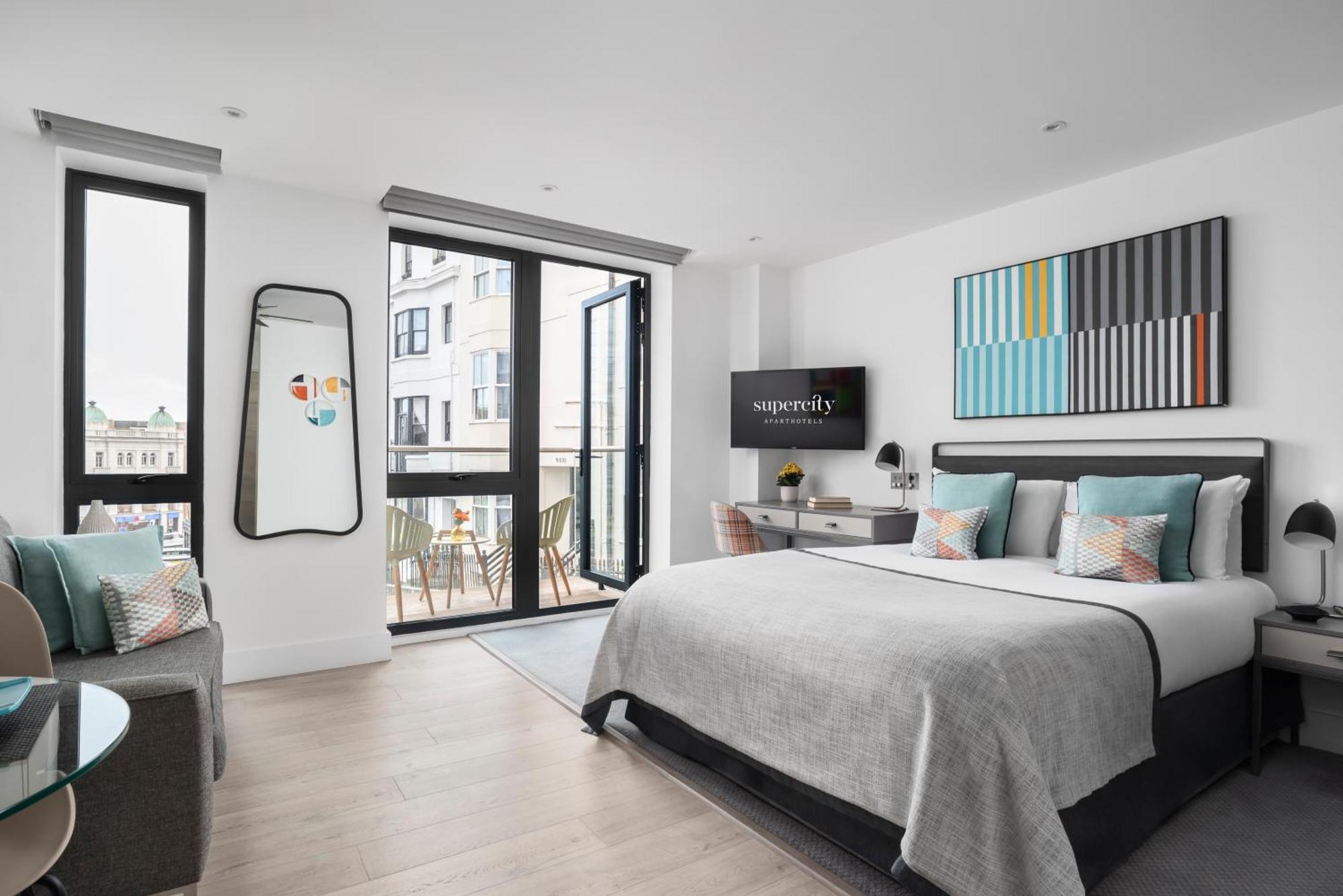 Q Square By Supercity Aparthotels Brighton Exteriör bild