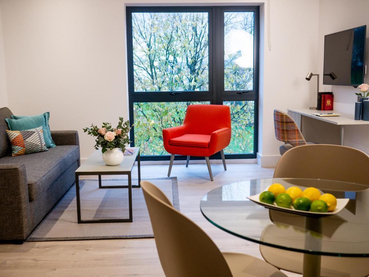 Q Square By Supercity Aparthotels Brighton Exteriör bild