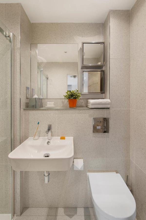 Q Square By Supercity Aparthotels Brighton Exteriör bild